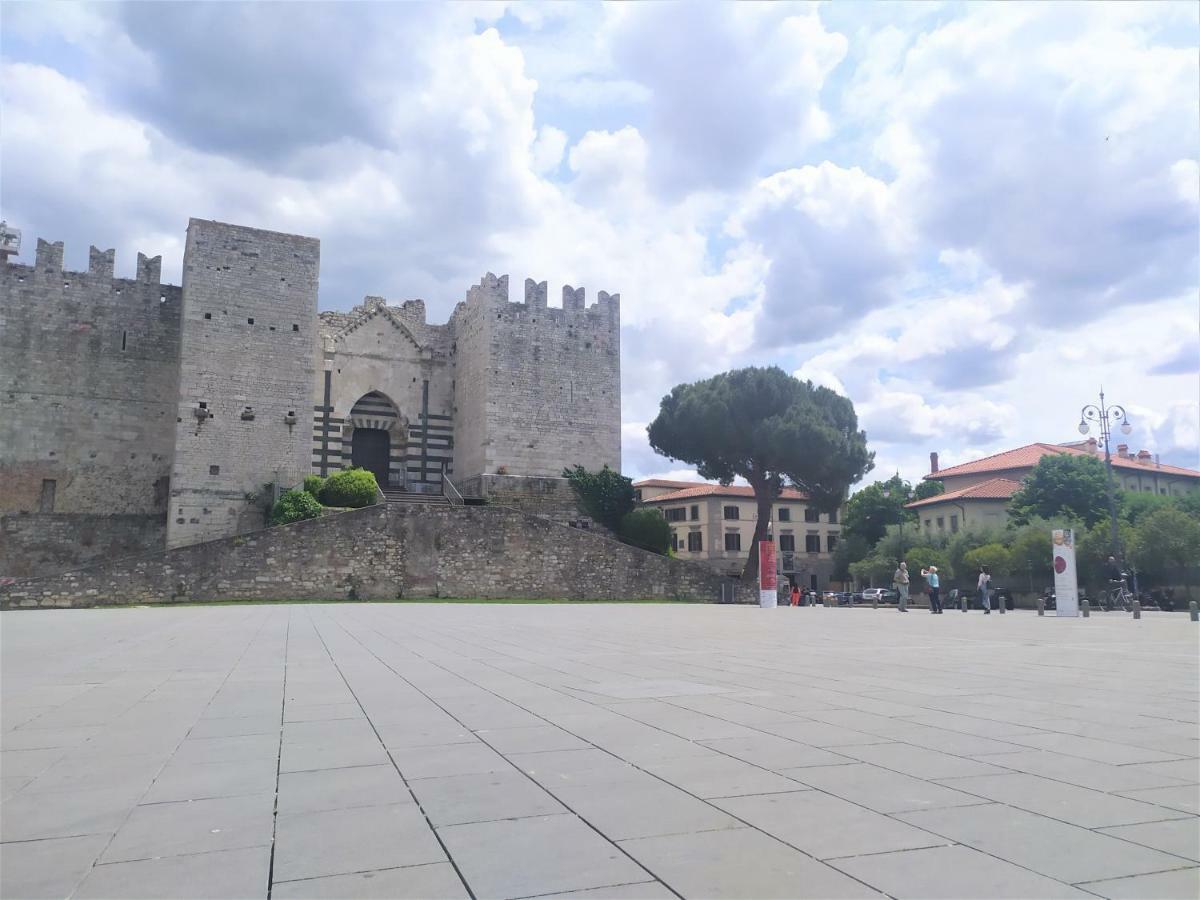 Appartamento Casa Giulia Prato  Esterno foto